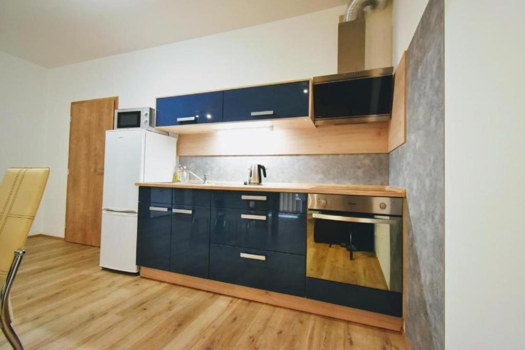 Moderni Apartman Horni Marsov - By Alka Eksteriør billede