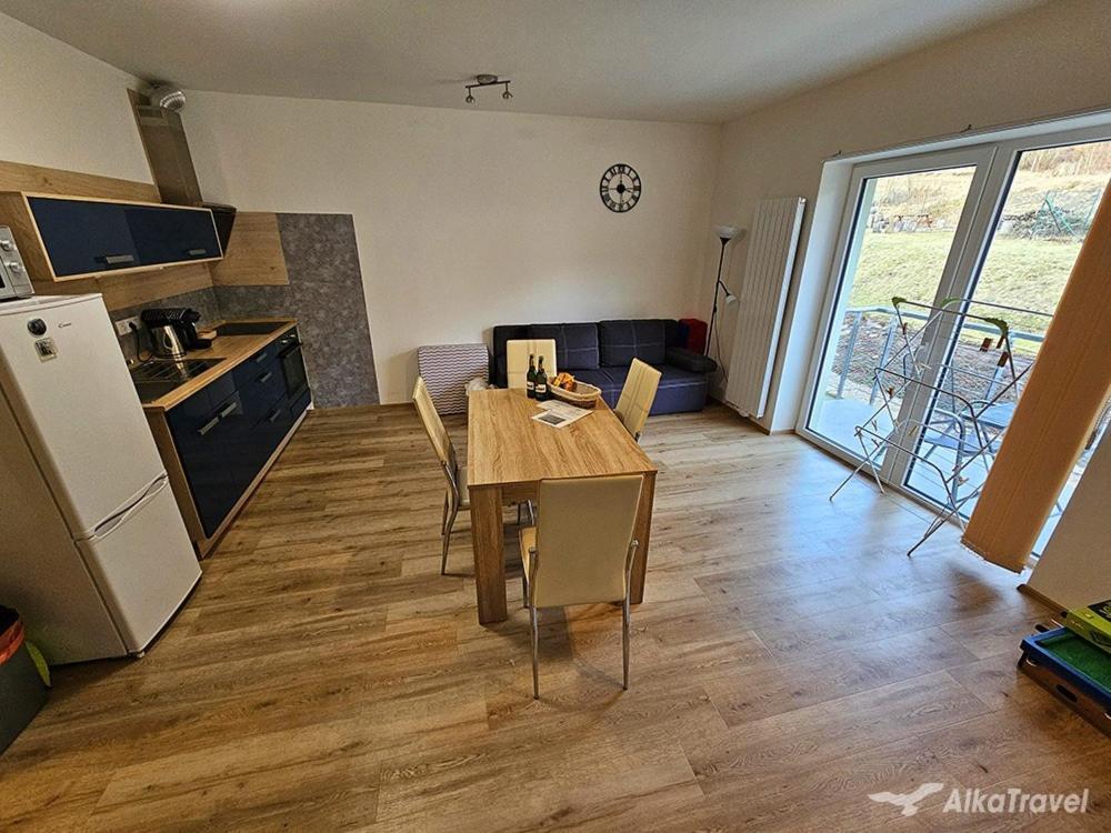 Moderni Apartman Horni Marsov - By Alka Eksteriør billede